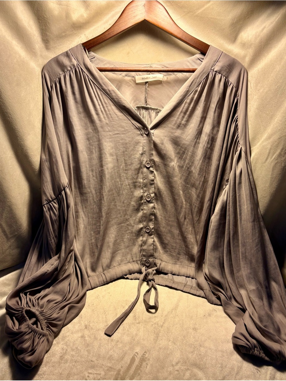 Mustard Seed Size L Taupe Satin Balloon Sleeve Button Front Boho Blouse Top